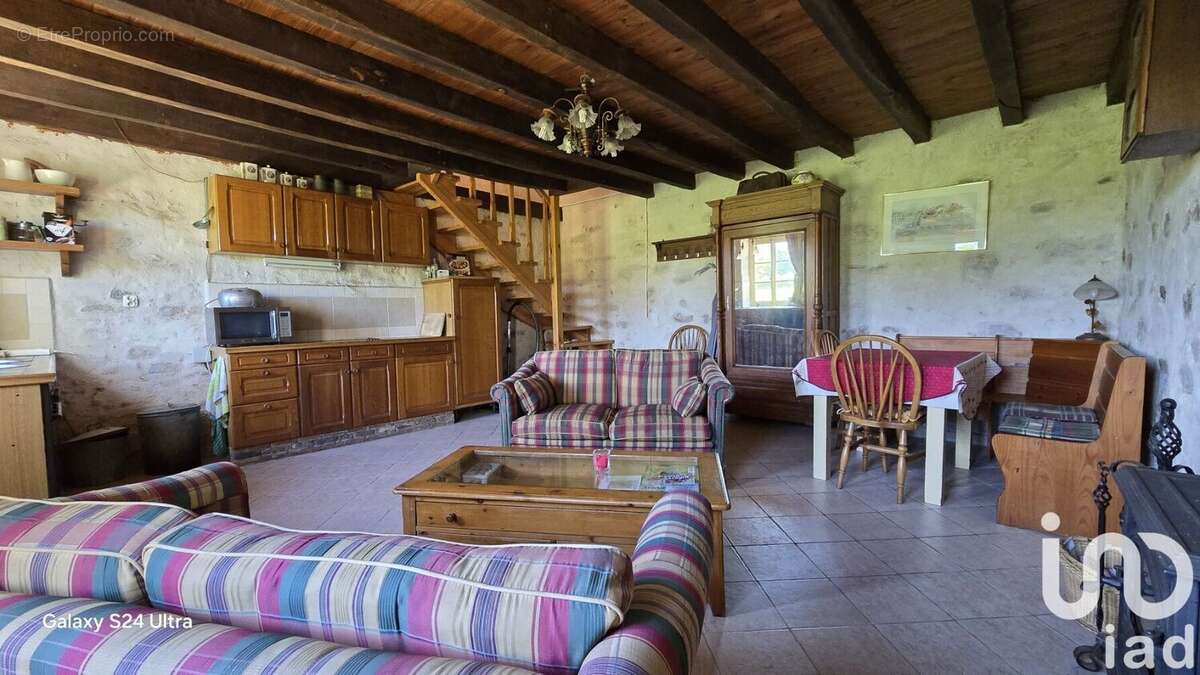 Photo 7 - Maison à SAINT-BONNET-TRONCAIS