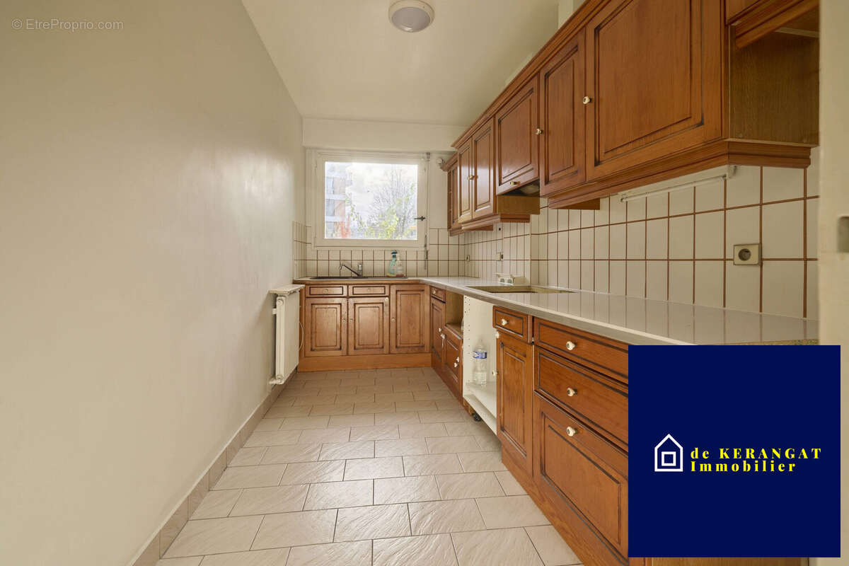 Appartement à LE PLESSIS-ROBINSON