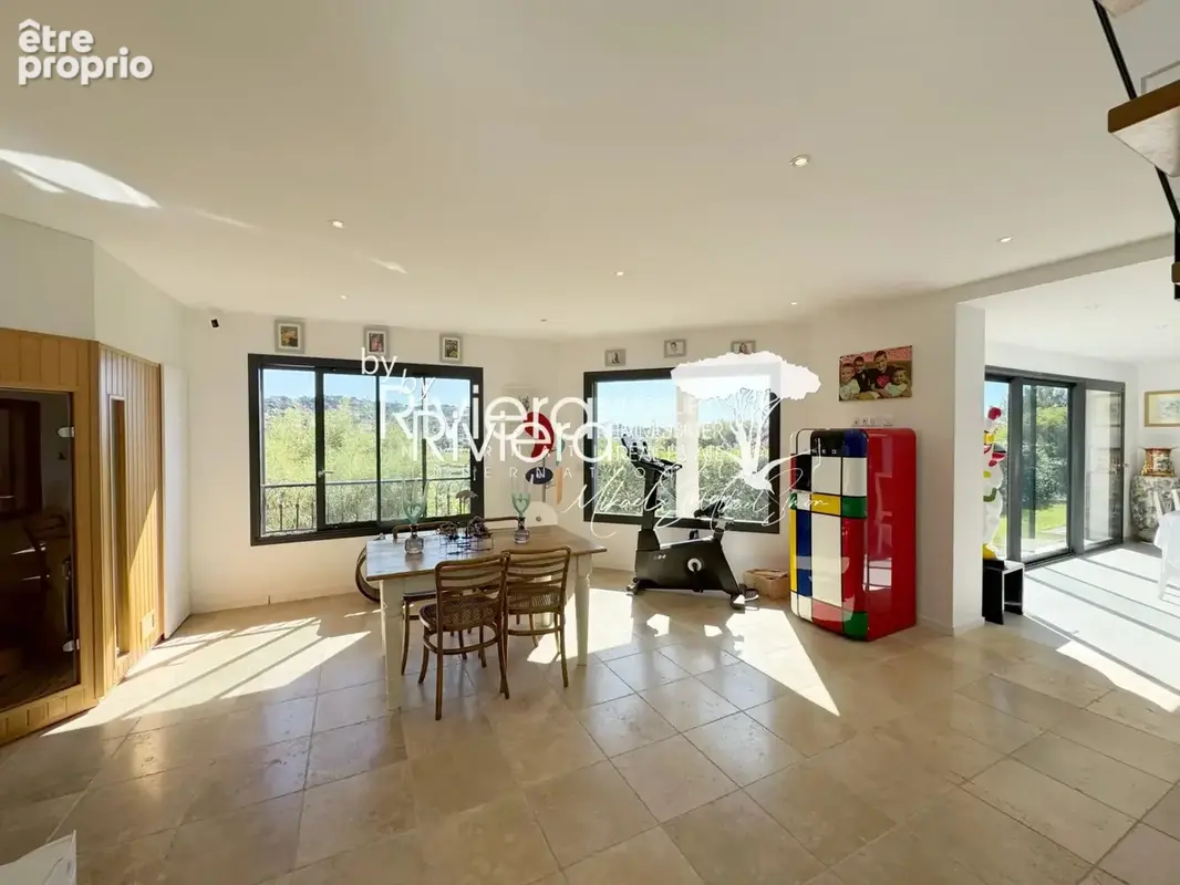Superbe propriété à LA CROIX-VALMER - Vue mer, piscine à déb - photo 16