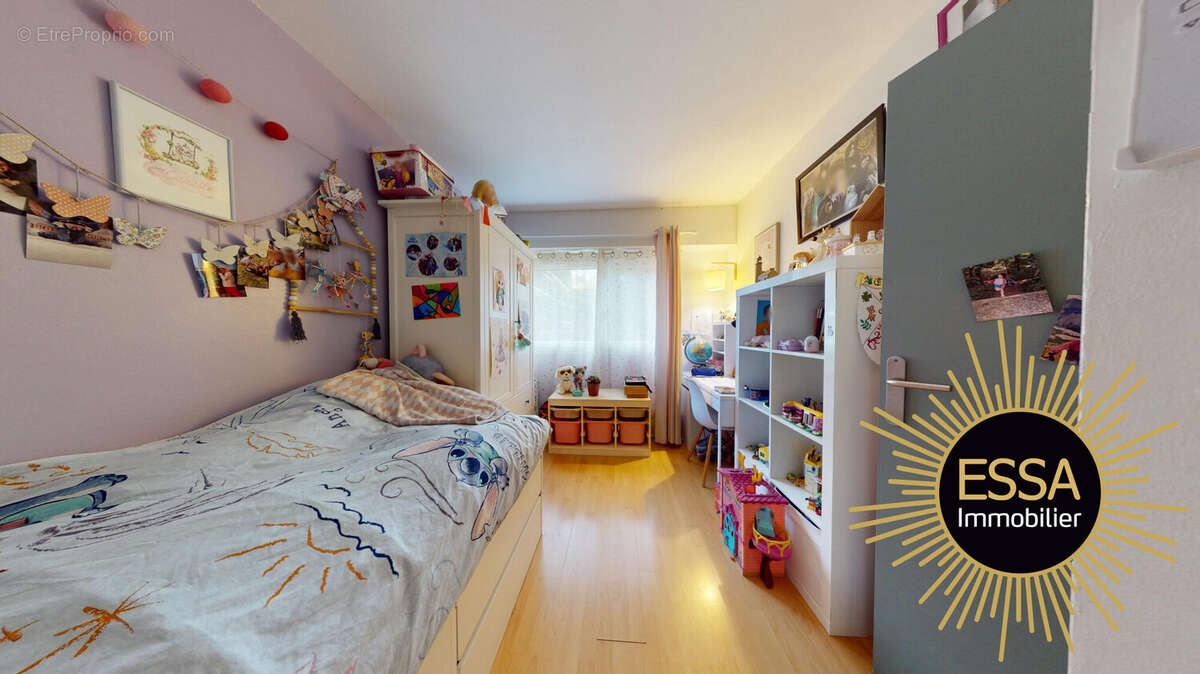 Appartement à VELIZY-VILLACOUBLAY