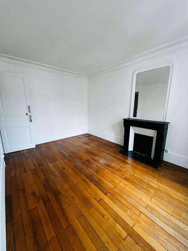 Photo 2 - Appartement à PARIS-19E