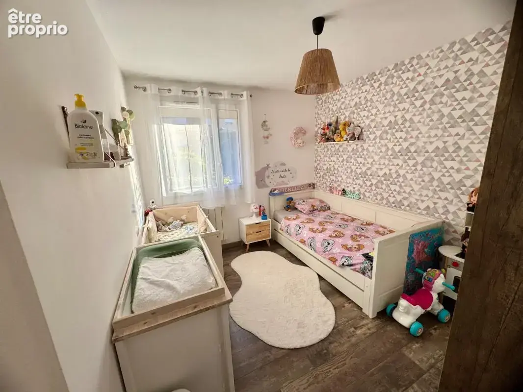Appartement T3 rénové de 75 m² avec loggia – Annecy/Cran-Gevrier - photo 6
