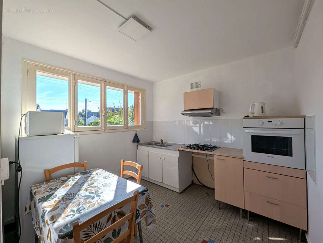 Maison 75 m2 2 chambres à vendre à Miniac-Morvan ? proche commerces et axes - photo 4