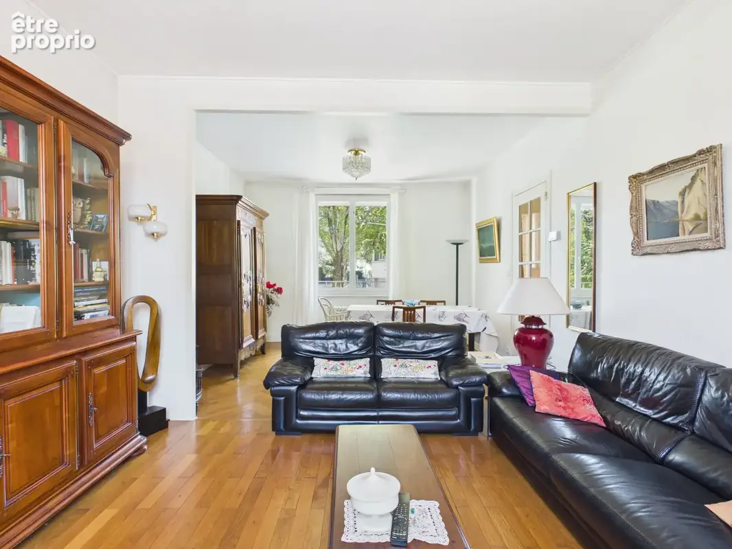 Bron   maison de caractère des années 20   secteur recherché - photo 8
