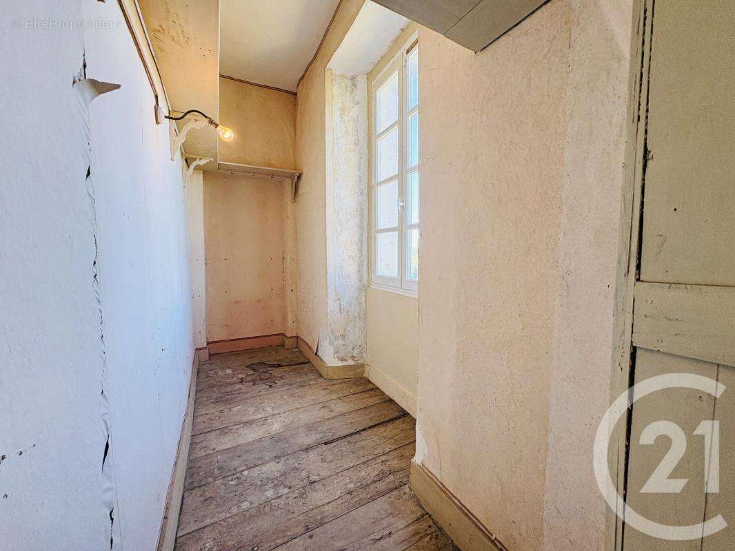 Maison 90 m² à Peyrat-De-Bellac  - photo 23