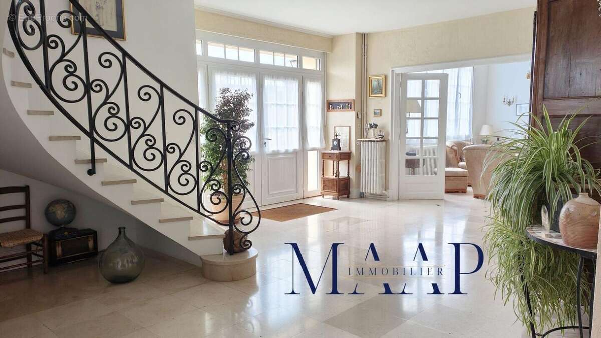 Maison à RAMBOUILLET