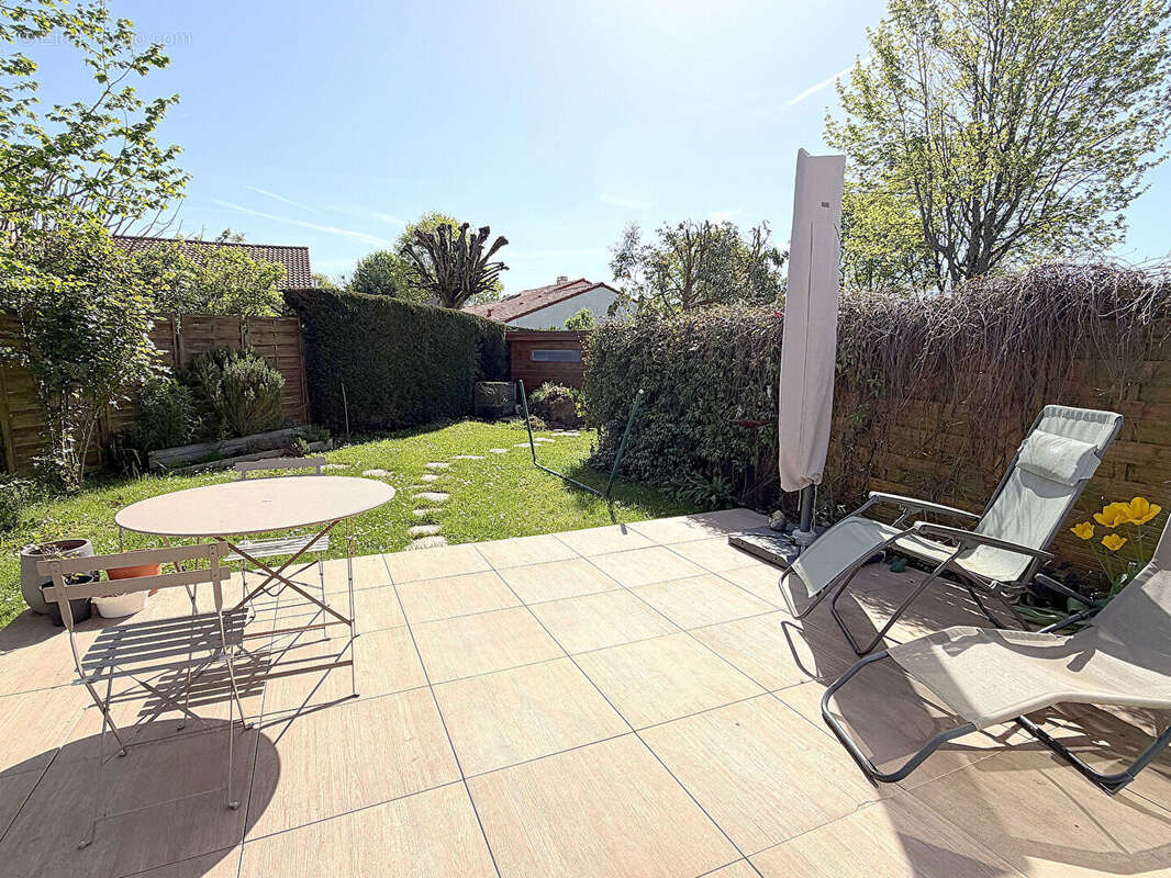 Maison à MONTIGNY-LE-BRETONNEUX