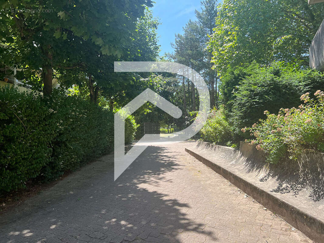 Appartement à ELANCOURT