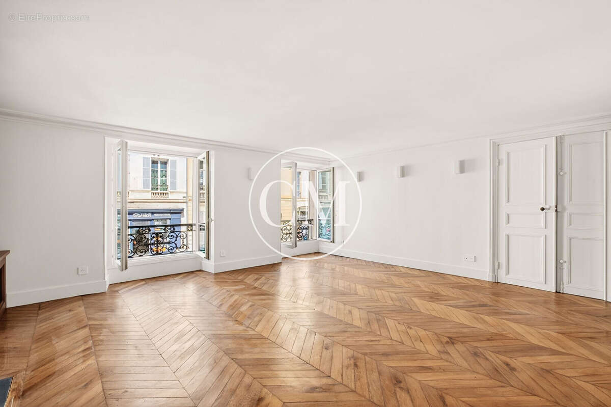 Appartement à VERSAILLES