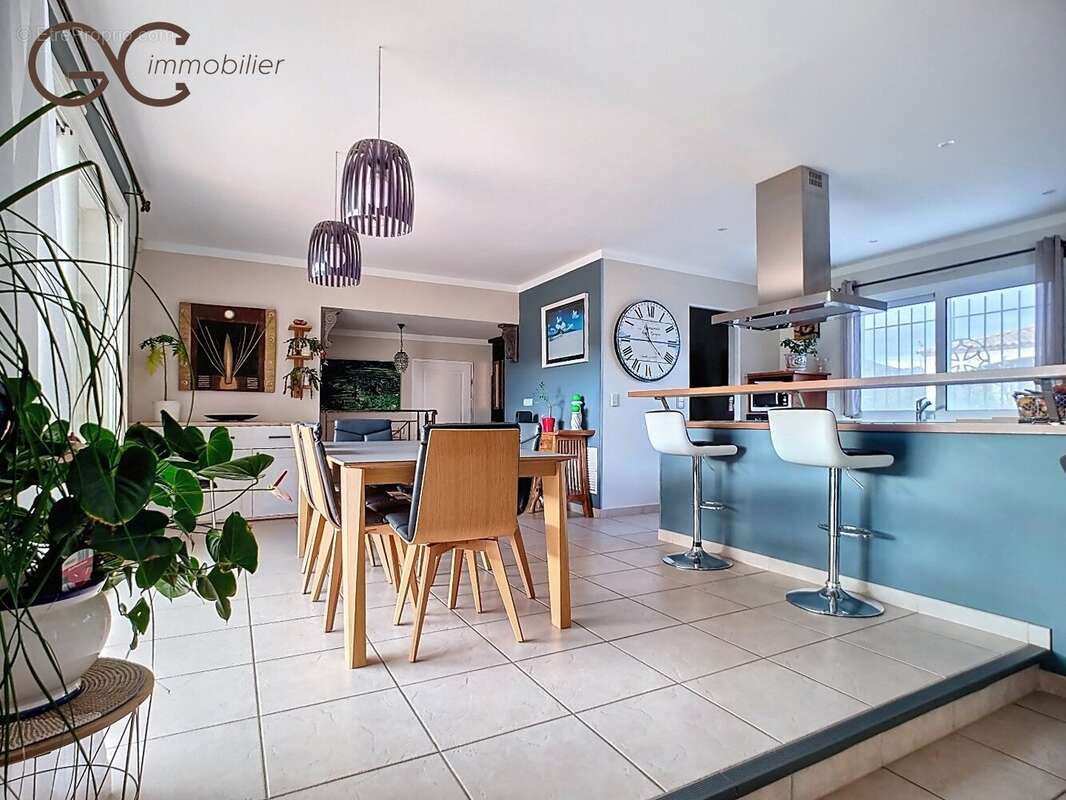 Maison à SAINT-CHINIAN