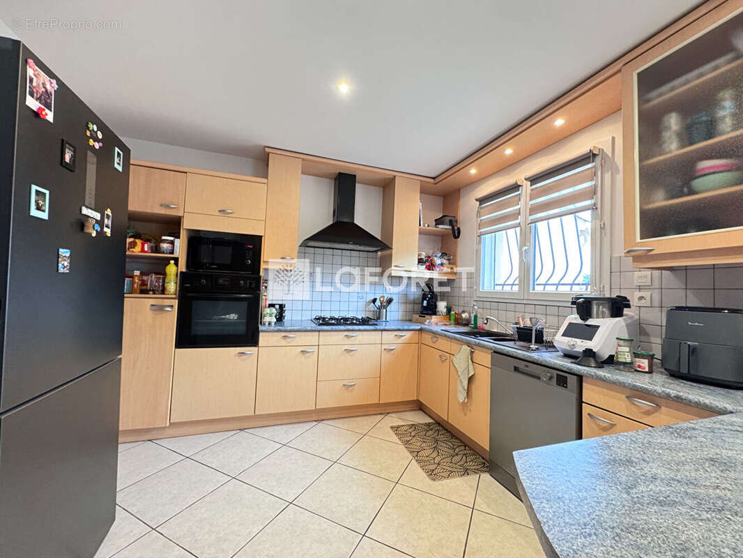 Maison à SAINT-ESTEVE