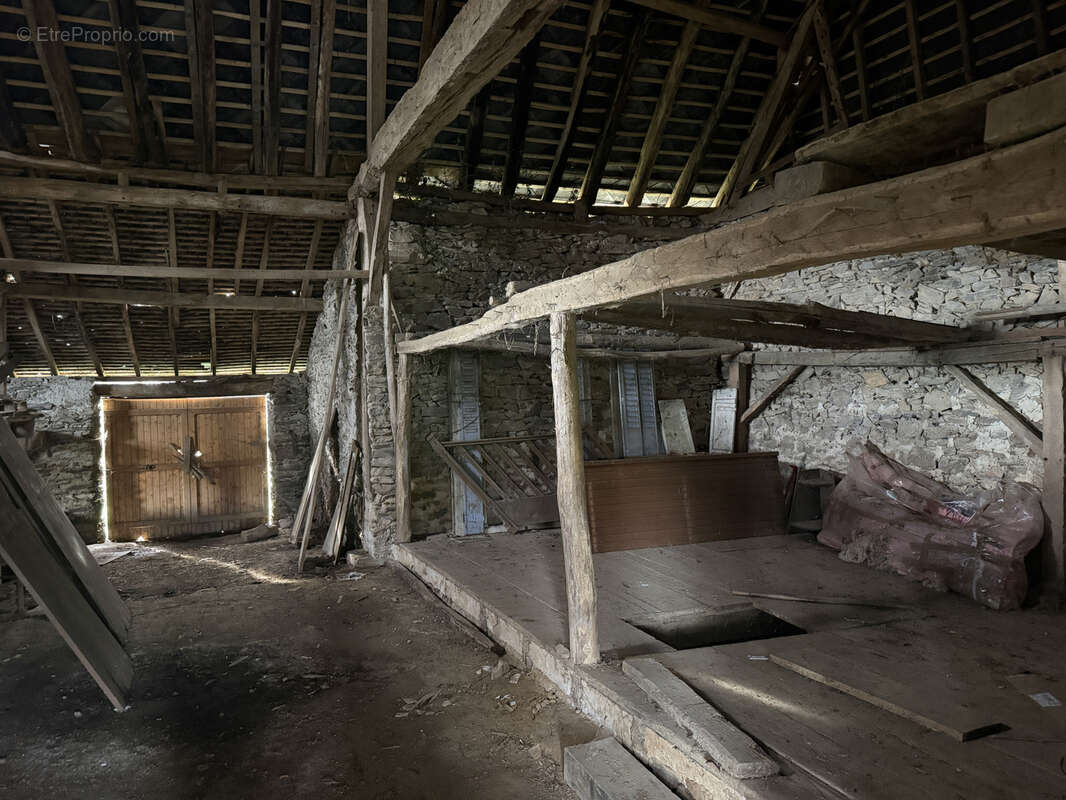 Maison à SAINT-SORNIN-LAVOLPS