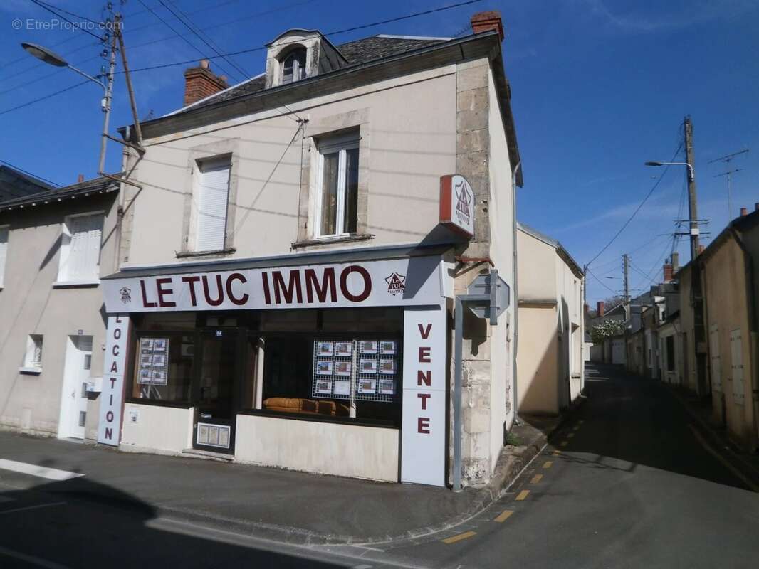 Maison à LES BORDES