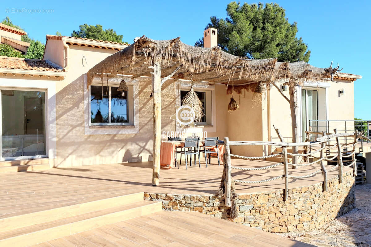 Maison à LA VALETTE-DU-VAR