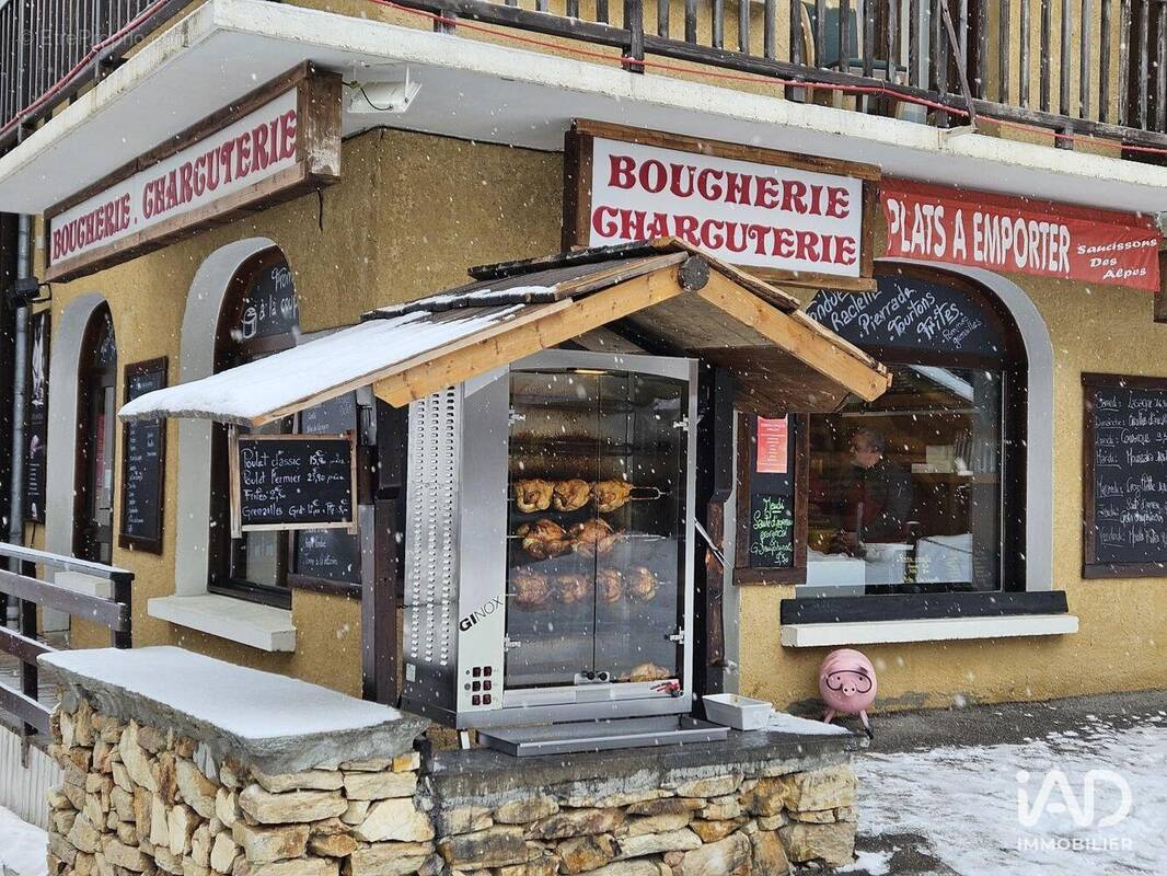 Photo 1 - Commerce à RISOUL