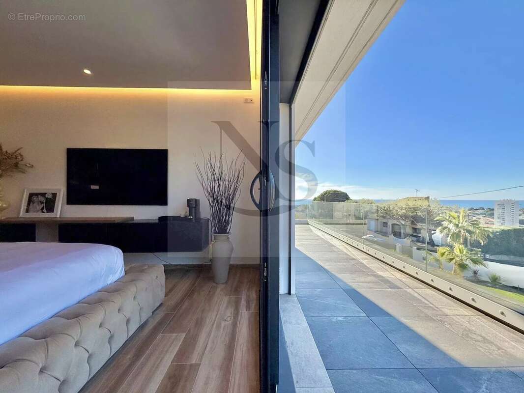 Maison à CARRY-LE-ROUET