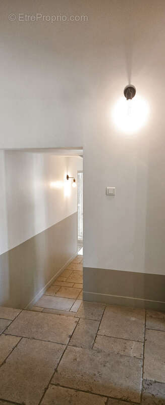 Superbe mas rénové avec piscine + option de parcelle détachable à  Trets (13) - photo 25
