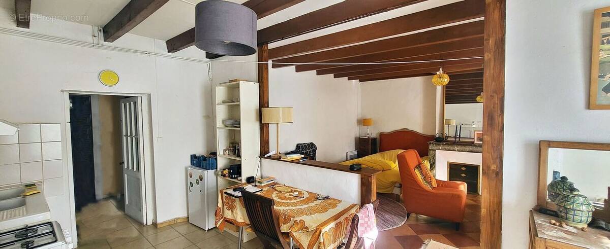 Maison à PESSAC-SUR-DORDOGNE