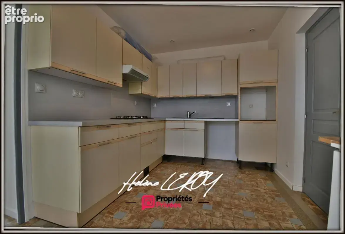 Maison composée de trois logements, à proximité de Valmont - photo 4