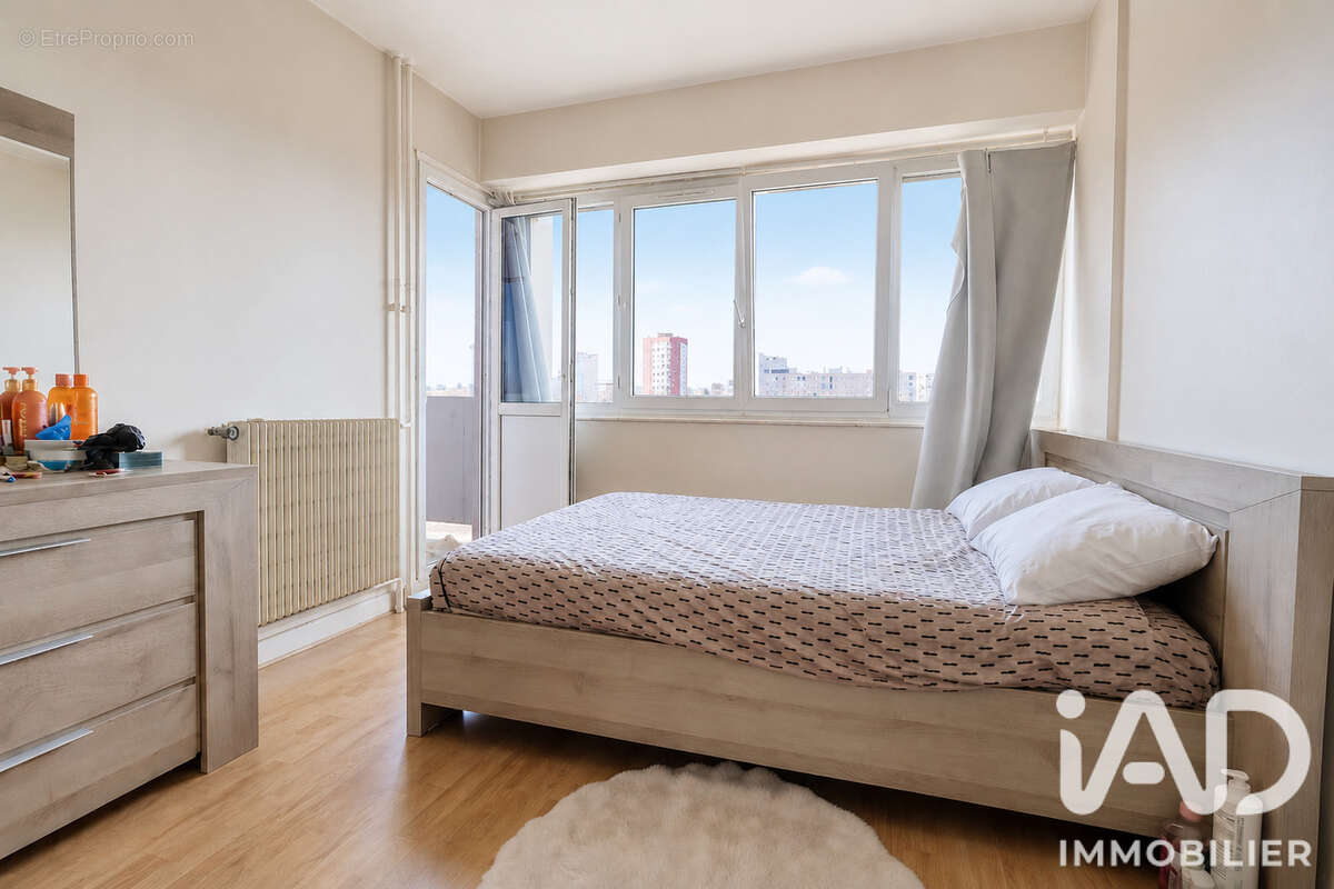 Photo 6 - Appartement à BAGNOLET