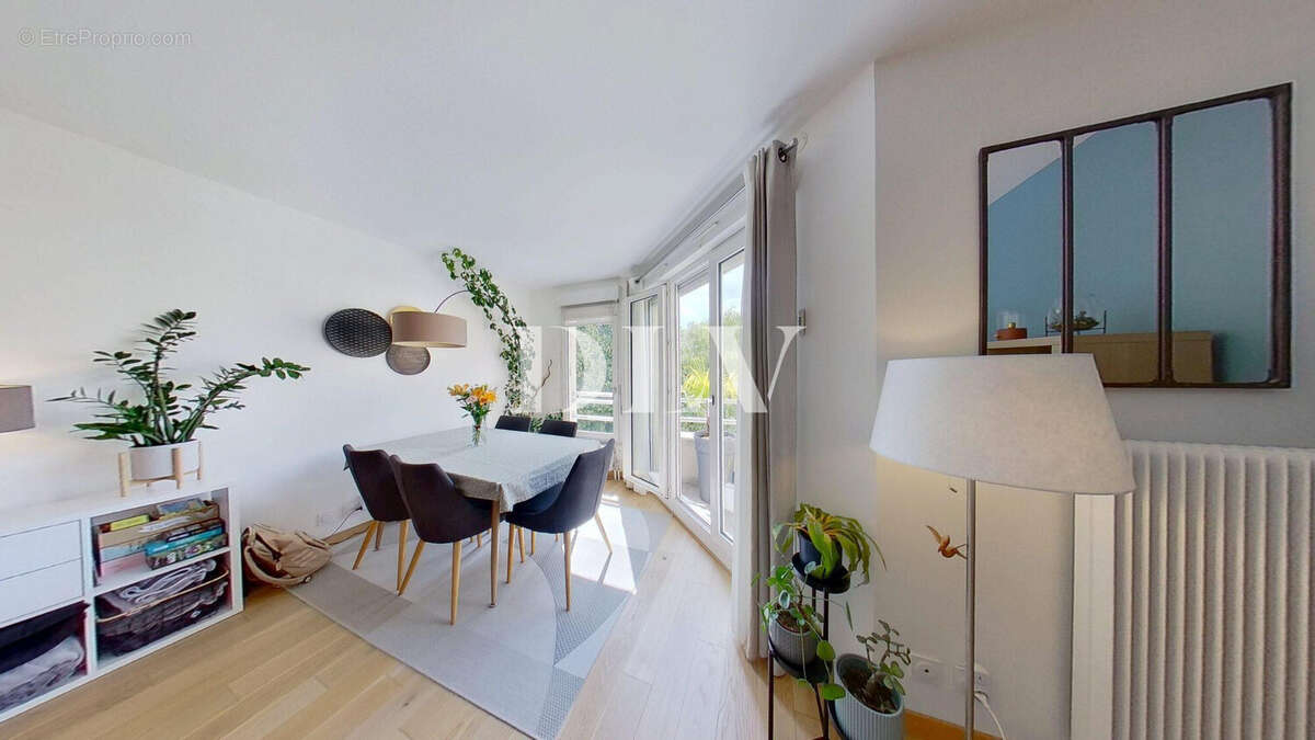 Appartement 89 m² à Avon  - photo 4