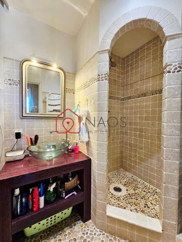 Appartement à LA CROIX-VALMER