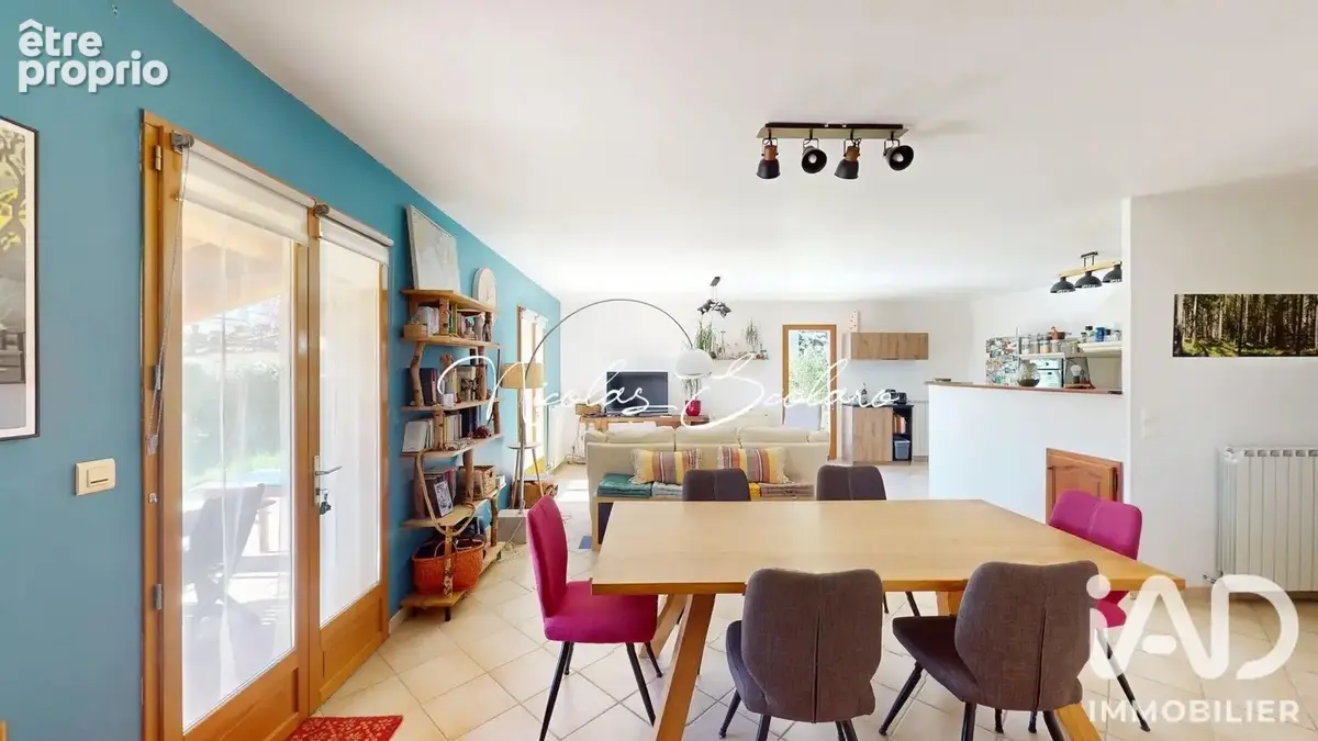Photo 1 - Maison à CADENET
