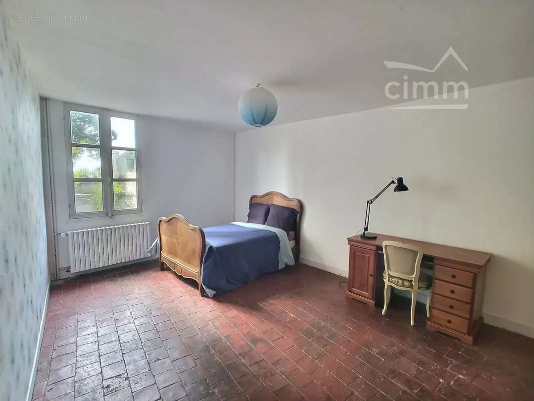 Maison à LES PONTS-DE-CE