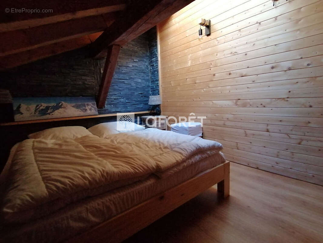 Appartement à LES CHAPELLES