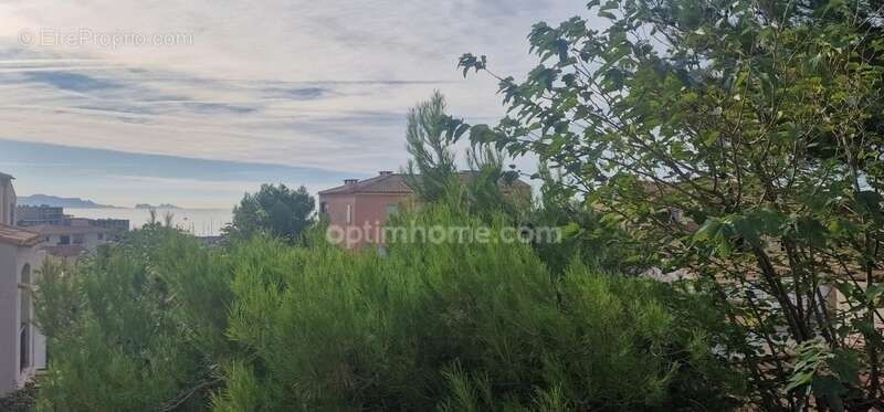 Appartement à SAUSSET-LES-PINS