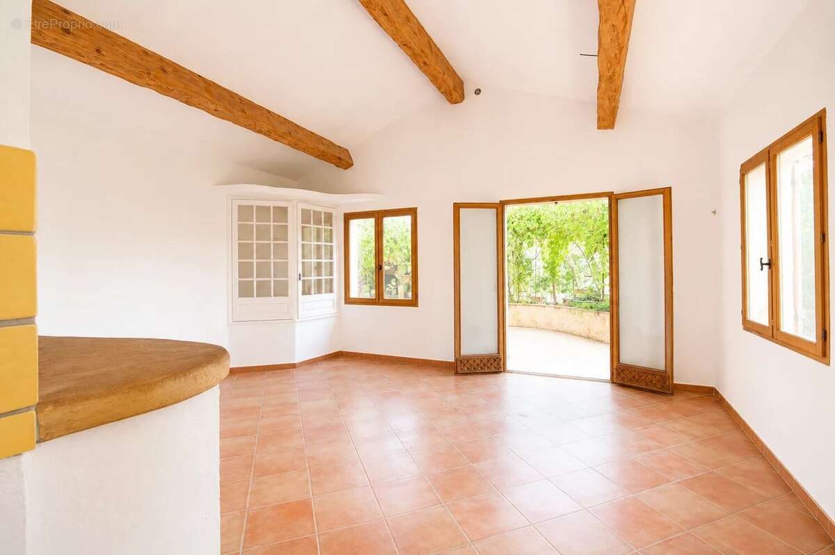 Maison à SAINT-MARTIN-DU-VAR