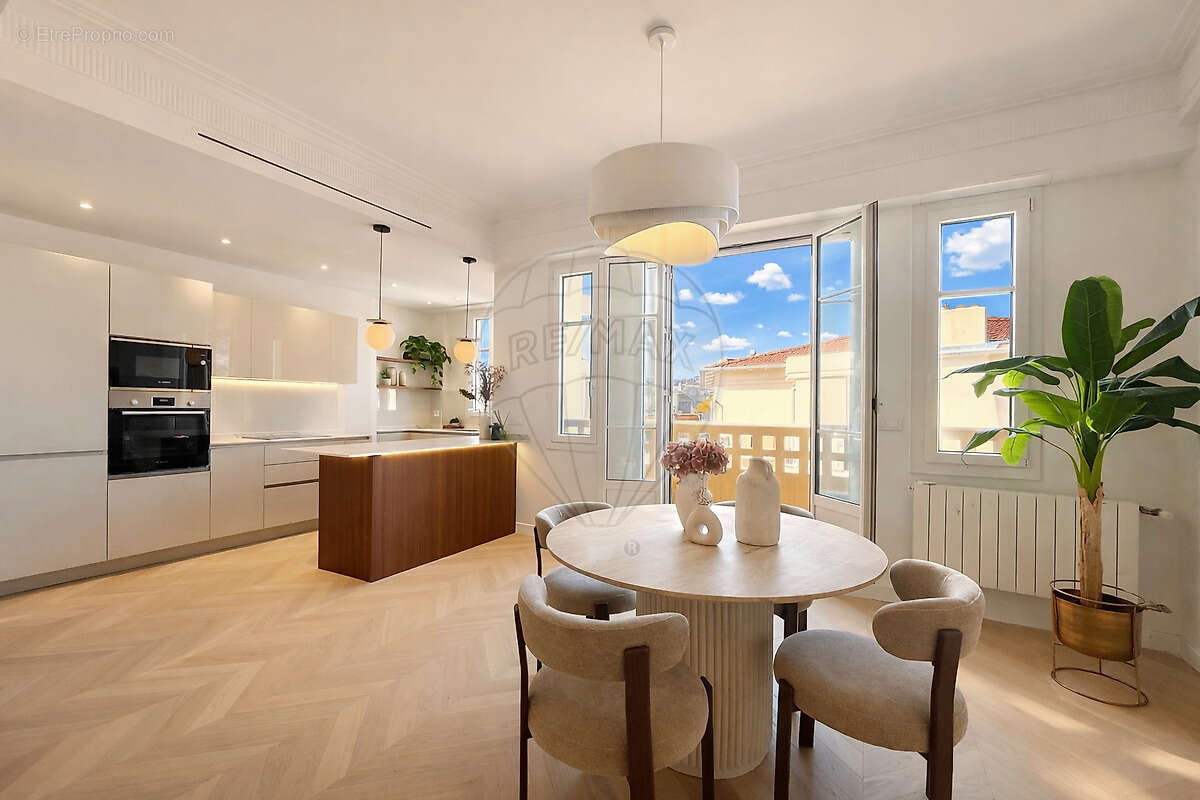 Appartement à NICE