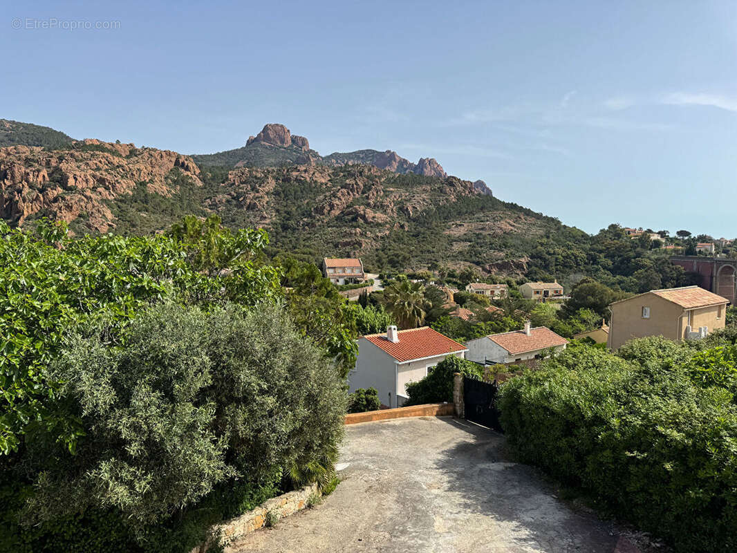 Maison à SAINT-RAPHAEL