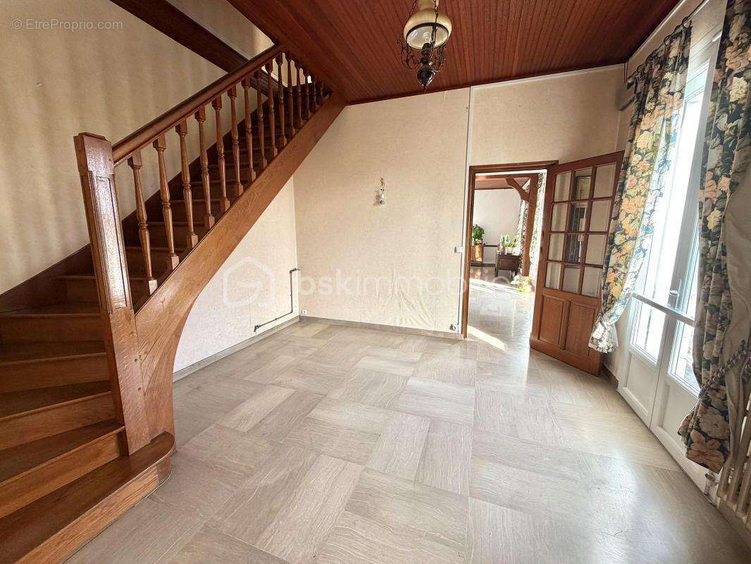 Maison à SOTTEVILLE-SOUS-LE-VAL