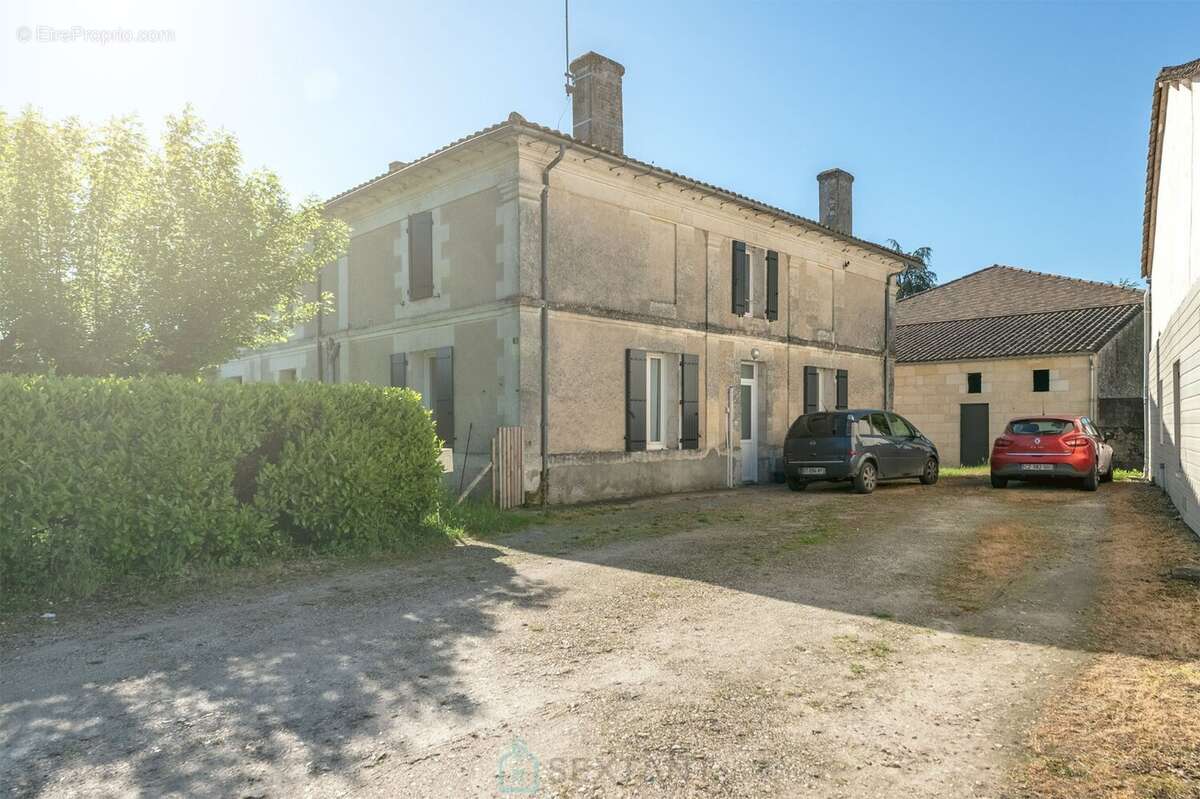 Maison à MONTPON-MENESTEROL