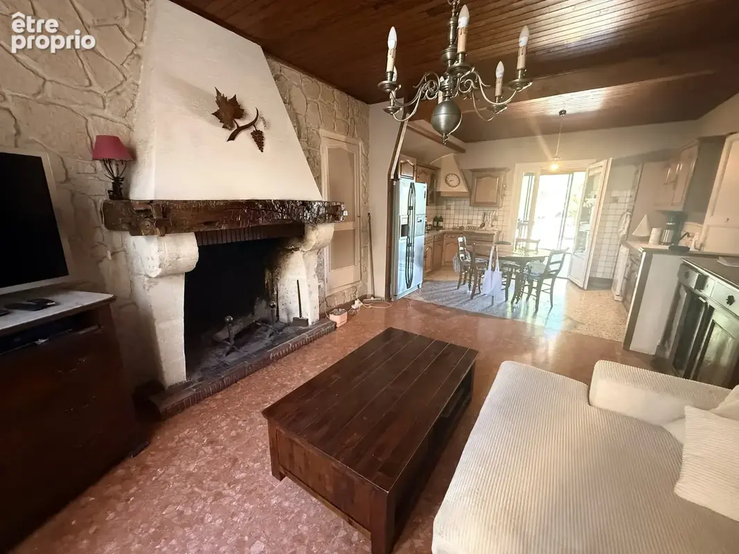 Maison vigneronne 158 m2, 3 580 m2 de terrain, 2 garages - photo 6