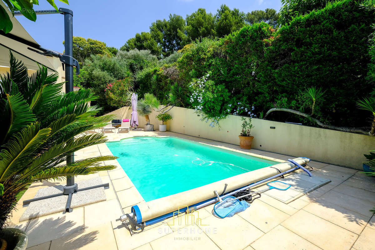 Maison familiale T5 avec piscine   Un véritable havre de paix aux Caillols (Marseille 13012) - photo 23