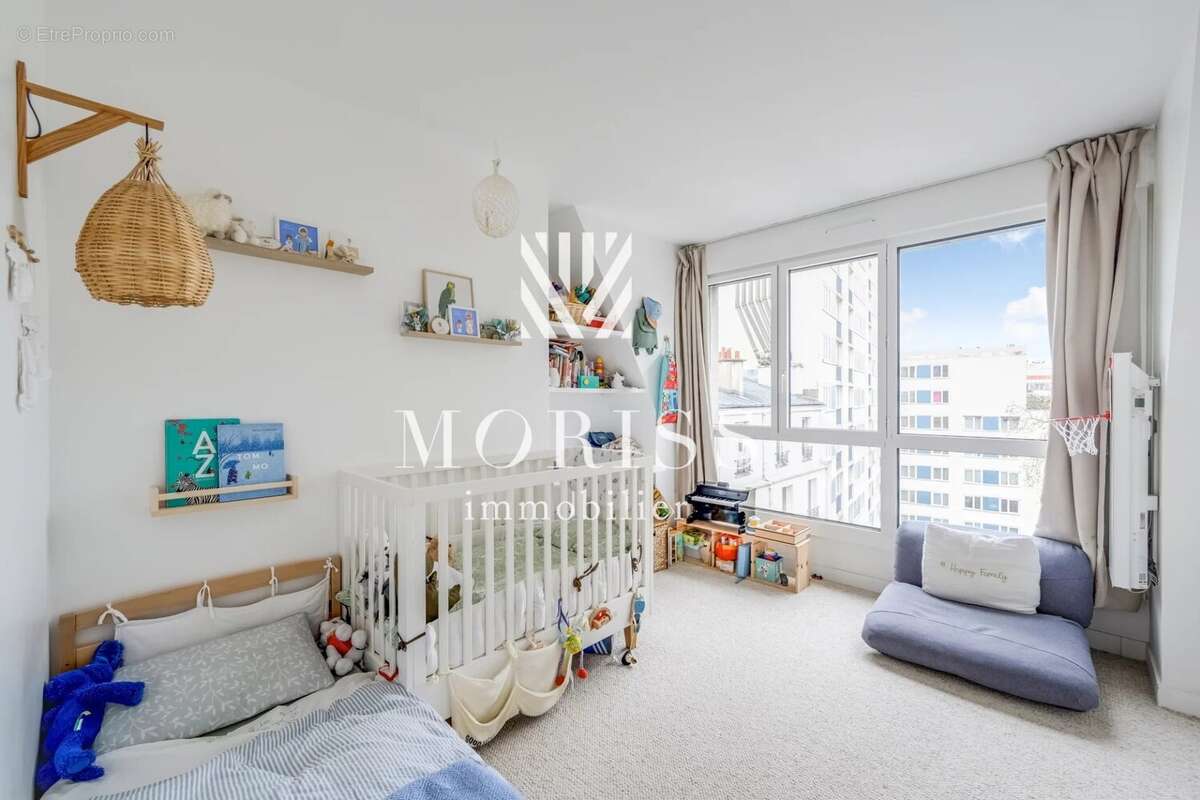 Appartement à PARIS-18E