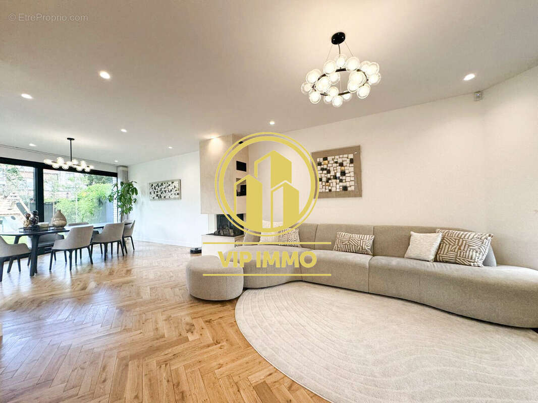 Maison à MARCQ-EN-BAROEUL