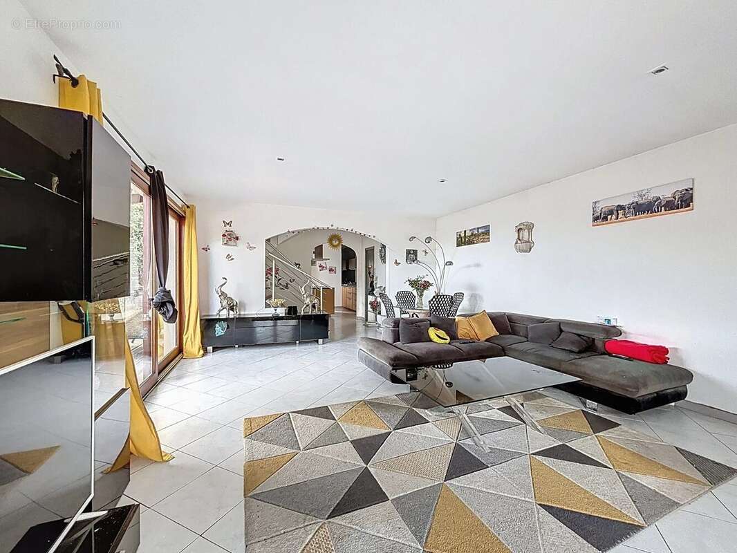 Maison à SAINTE-AGNES