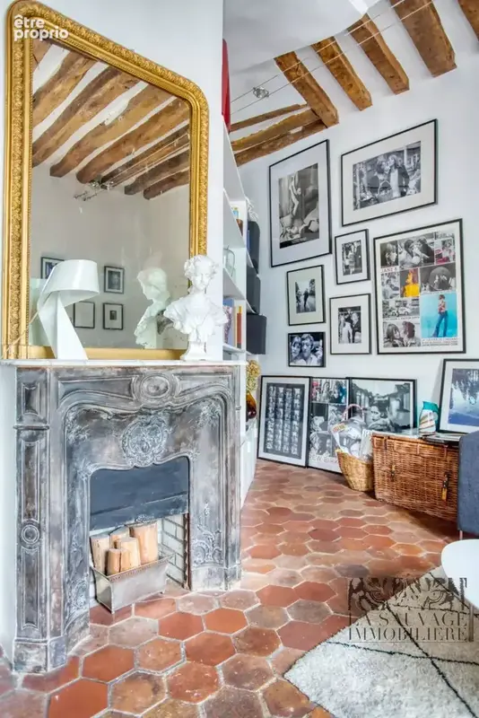 Duplex de caractère – Le Marais historique, dernier étage, vue sur les toits - photo 9