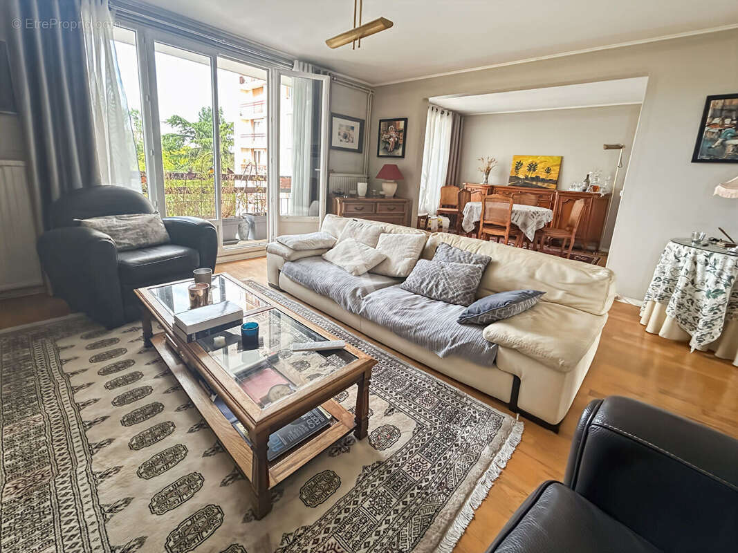 Appartement à SAINT-OUEN-L'AUMONE