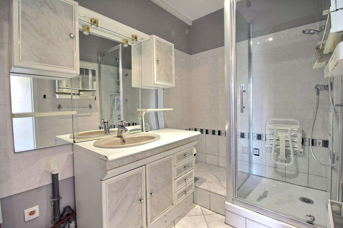 Appartement à LA RAVOIRE