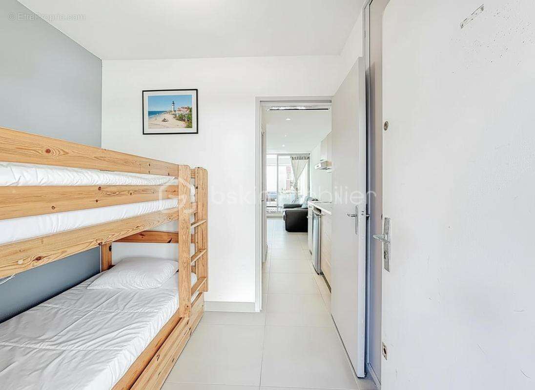 Studio rénové avec grande terrasse sud-ouest – idéal investisseur ou pied-à-terre Palavas - photo 8