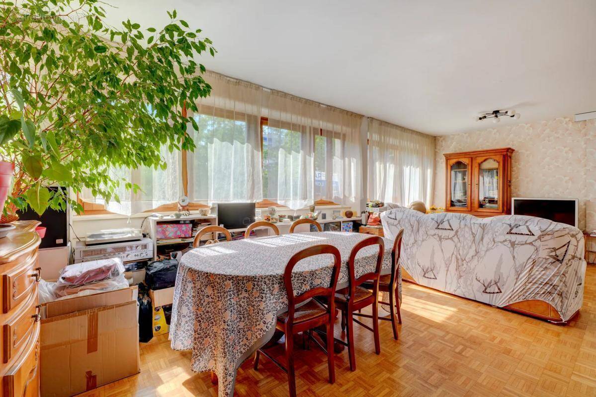 Appartement à LYON-6E