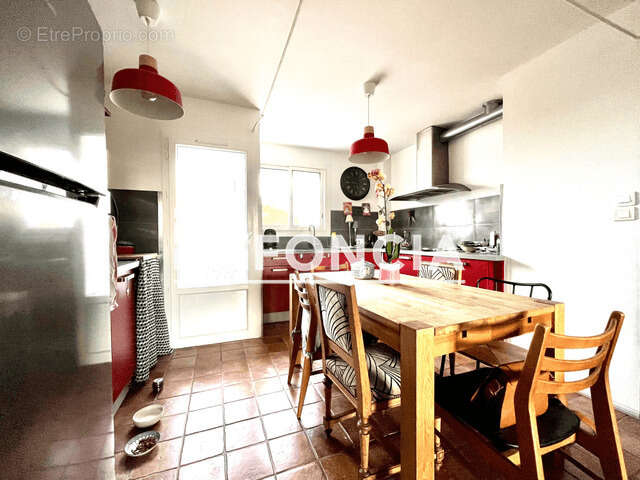 Appartement à SIX-FOURS-LES-PLAGES