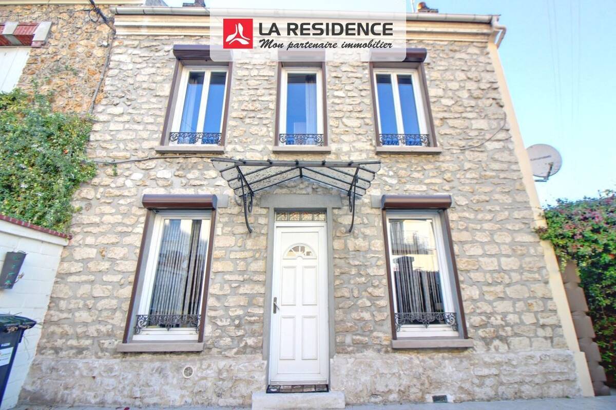 Maison à MANTES-LA-VILLE