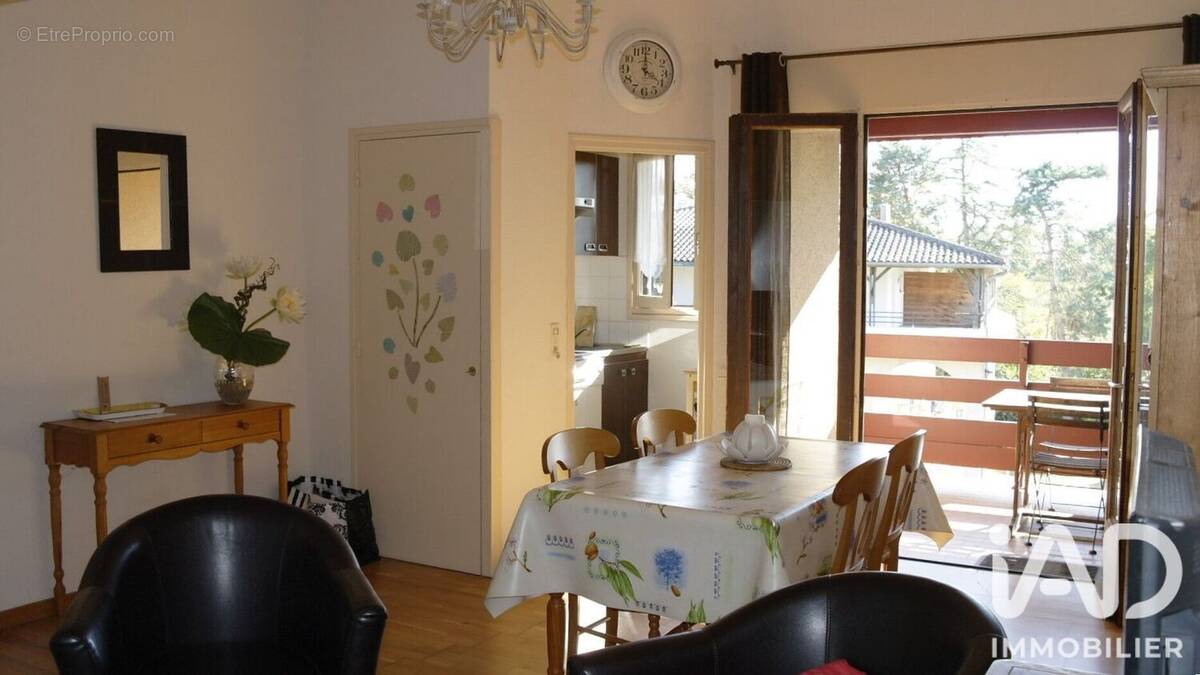 Photo 1 - Appartement à CAZAUBON