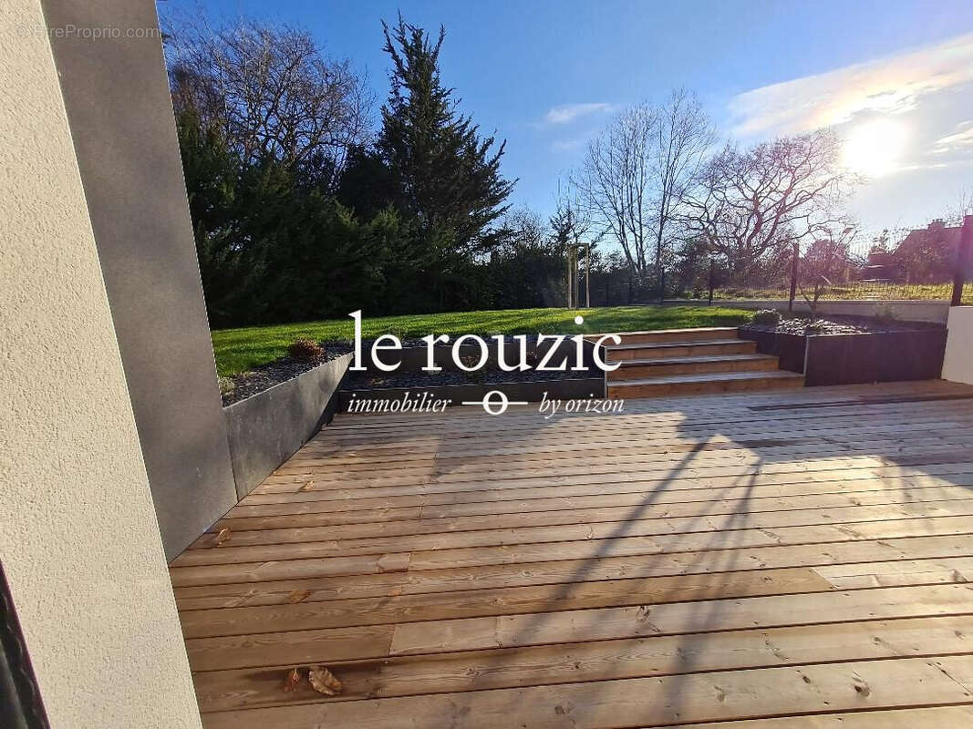 Maison 134 m² à Chartres-De-Bretagne  - photo 3