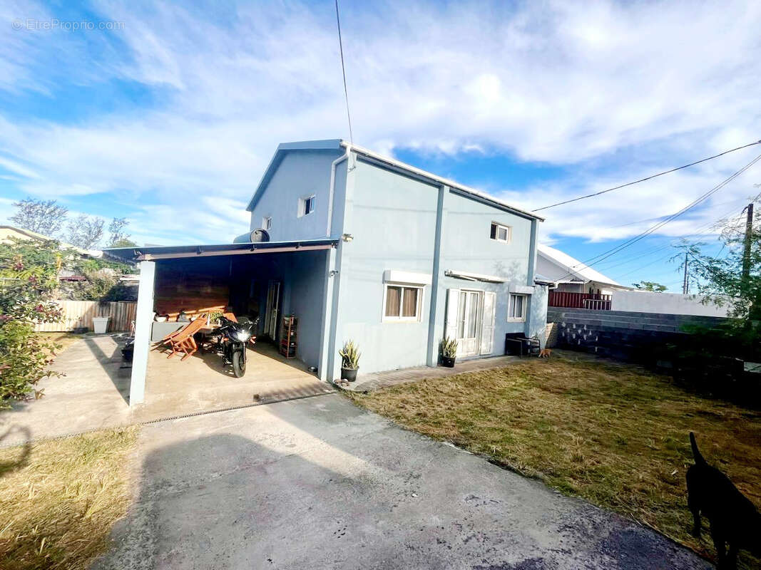 Maison à SAINT-JOSEPH